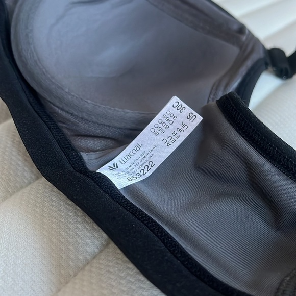NWT Wacoal Zip Front Underwire Sports Bra Gray Black Women's Sz 30C - Picture 4 of 4